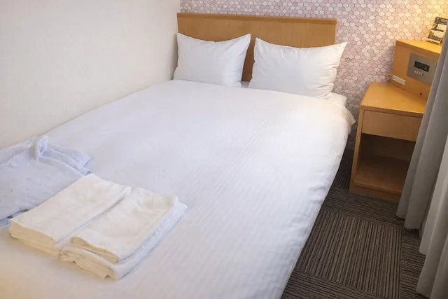 Room, Single Bed, Small, Hotel Premium Green Sovereign 3/6