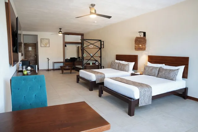 غرفة عائلية بسريرين مزدوجين مع أريكة، The Mint Resort Isla Mujeres 2/10