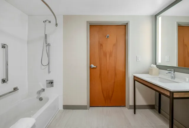 غرفة بسرير كينج لذوي الإعاقة، Hilton Garden Inn Dallas/Allen 2/2
