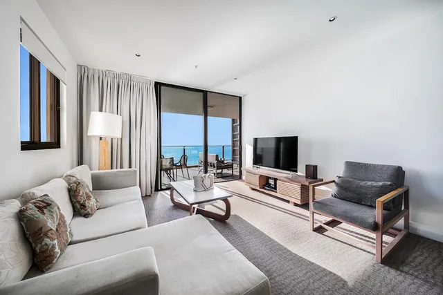 Oaks Redcliffe Mon Komo Suites, North Lakes, Narangba 56/77