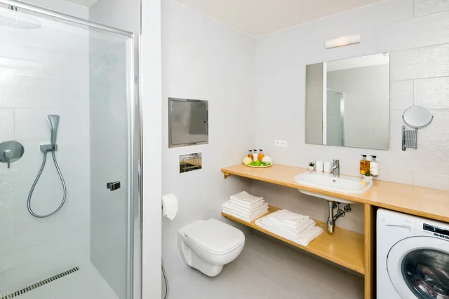 استوديو بزنس بشرفة، Residence Trafick 1/2