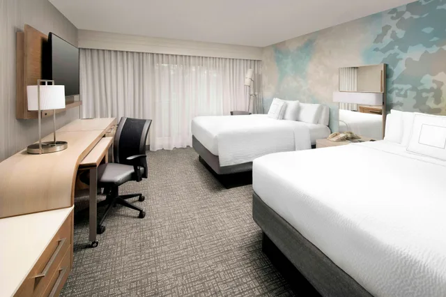 غرفة بسريرين كوين، Courtyard Portland Hillsboro 1/3