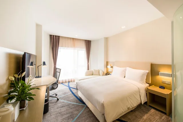 غرفة قياسية بسرير كينج وسرير كوين، HOLIDAY INN EXPRESS CHENGDE DOWNTOWN 8/9