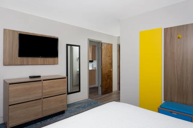 جناح استوديو ديلوكس بسرير كوين، Days Inn and Suites by Wyndham Downtown Missoula-University 1/6