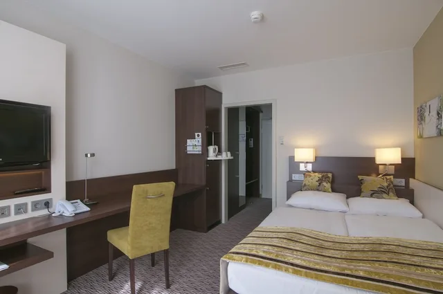 غرفة قياسية بسرير فردي، Holiday Inn Munchen Unterhaching 2/3