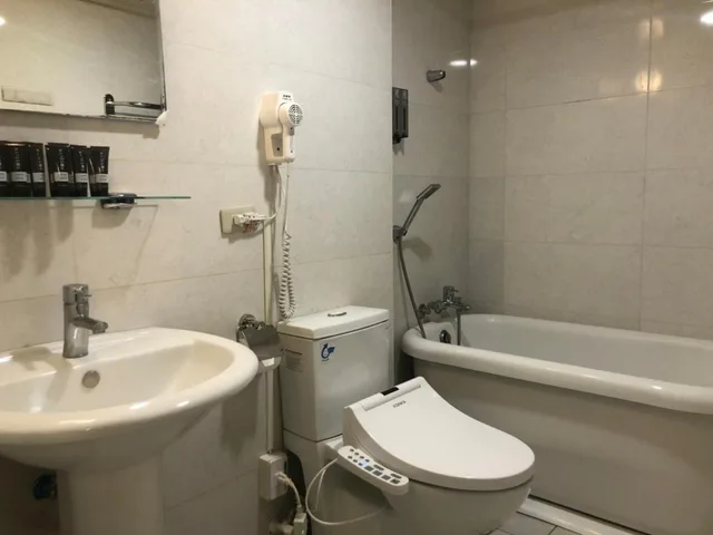غرفة قياسية ثلاثية، Doitsu Hotel 5/7