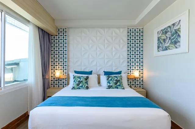 غرفة سوبيريور بإطلالة على البحر، Maldives Beach Resort 2/4