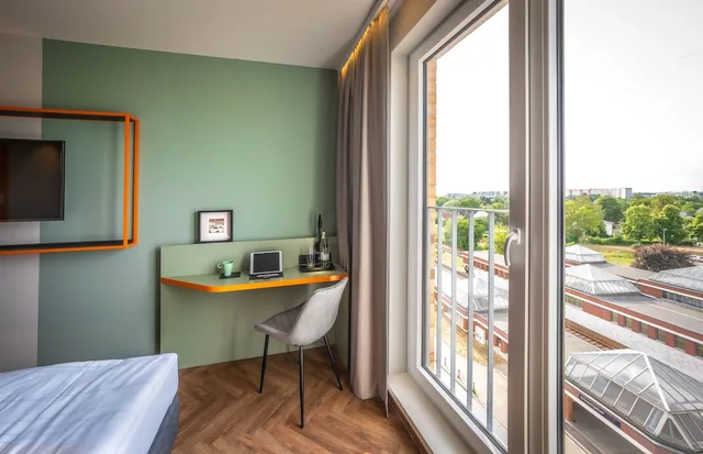 غرفة سوبيريور بسريرين منفصلين، LOGINN Hotel Berlin Airport 2/9