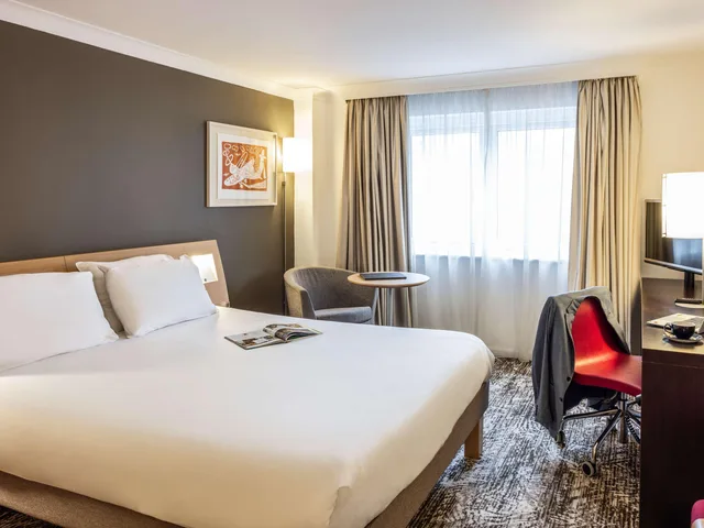 غرفة سوبيريور بسرير كوين، Novotel Bristol Centre 7/10