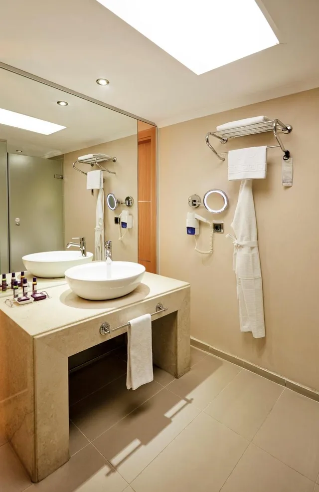 غرفة ديلوكس بسرير مزدوج أو سريرين منفصلين، Anemon Grand Konya Otel 6/7
