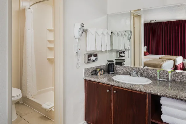 غرفة بسريرين كوين، Kings Inn Anaheim 9/10