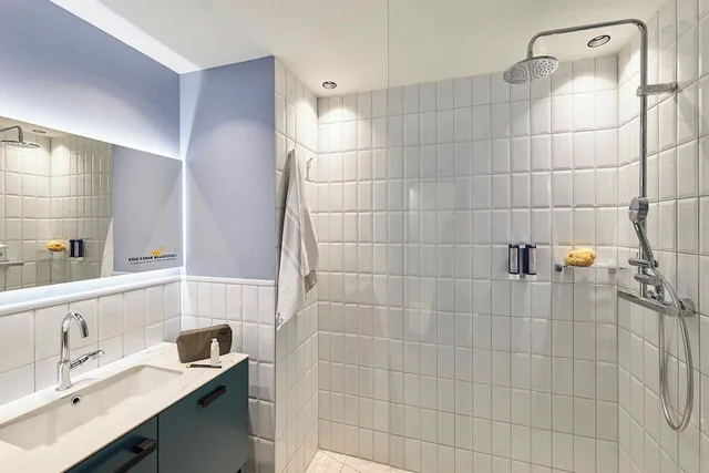 Standard, Double or Twin Bed, Falkensteiner Hotel Prague 8/10
