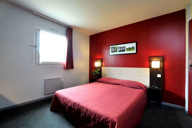Family, Single Bed, Sofa, BRIT HOTEL SAINT-QUENTIN 4/8