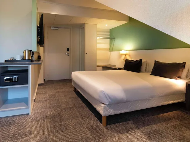 غرفة عائلية بسريرين مزدوجين، Greet Hotel Colmar 1/4