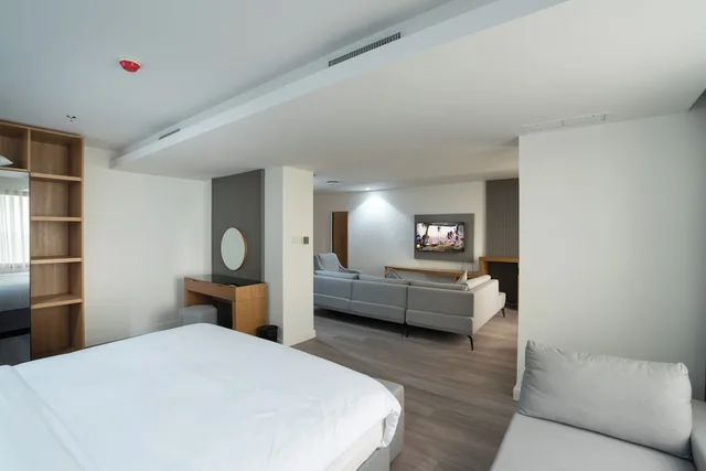 جناح تنفيذي بسرير كينج، Plaza Athenee Hotel 1/10