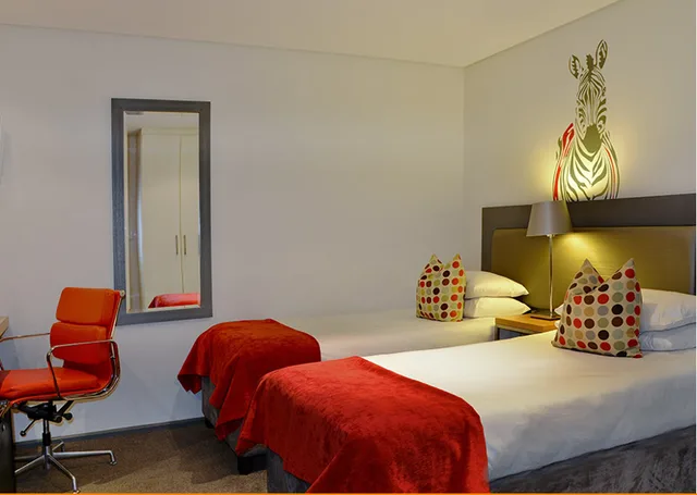 غرفة بسريرين منفصلين لذوي الإعاقة، Fountains Hotel 1/2