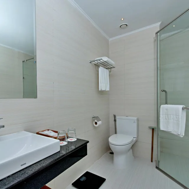 Room, King Bed, Garden View, Sokha Palace Siem Reap Hotel 7/10
