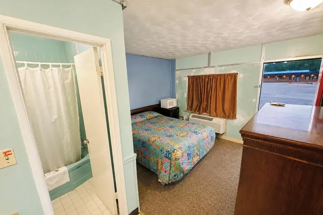 غرفة بسرير فردي لغير المدخنين، Gray Plaza Motel Benton Rend Lake I-57 1/6