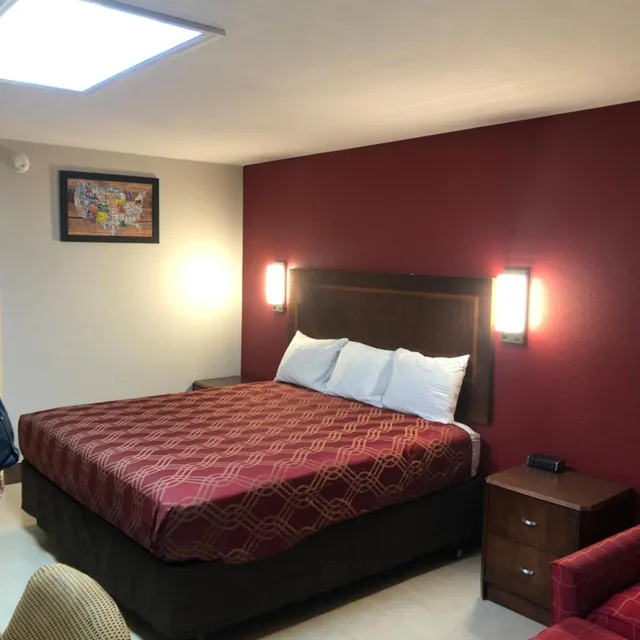 غرفة سوبيريور بسرير كينج للمدخنين، Econo Lodge Athens I-75 1/4