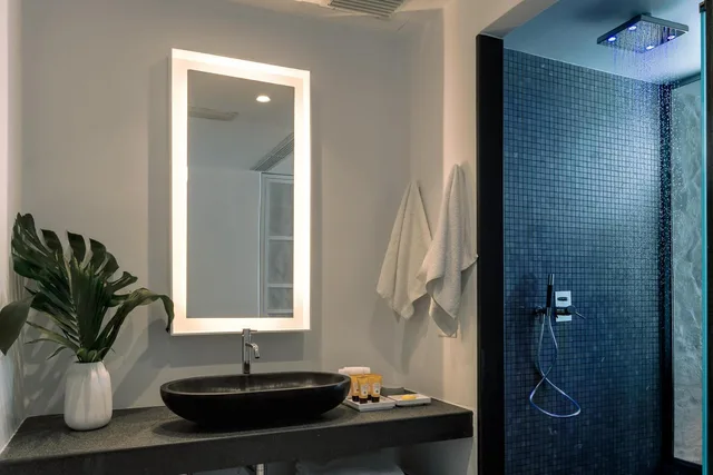 جناح شهر العسل بجاكوزي، Mykonos Blanc 8/9