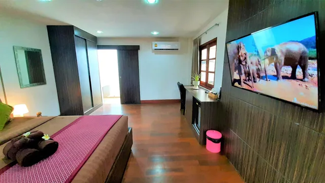 Superior, King Bed, Alpha Gay Resort - Adults Only 3/7
