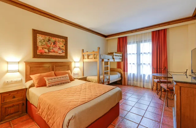 غرفة قياسية بسرير مزدوج أو سريرين منفصلين، Portaventura Hotel El Paso 1/4