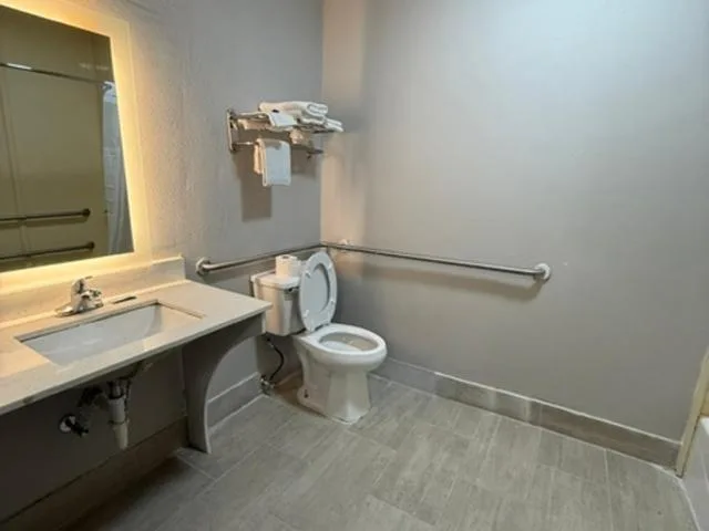 غرفة رباعية بسريرين كوين، Comfort Inn & Suites Tyler North 3/4