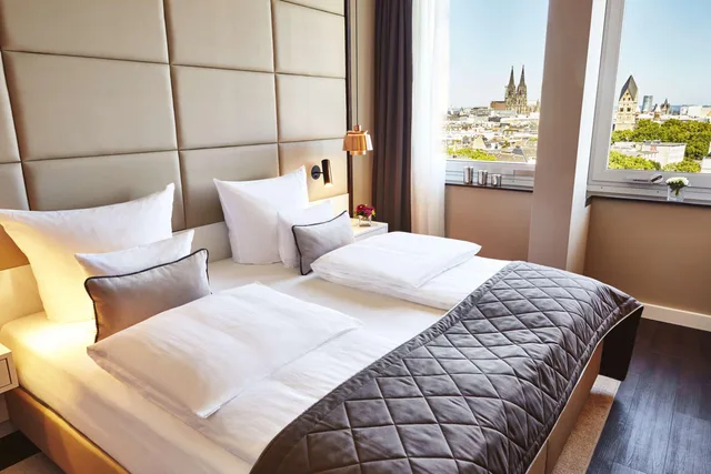 غرفة تنفيذية، Steigenberger Hotel Koln 1/2