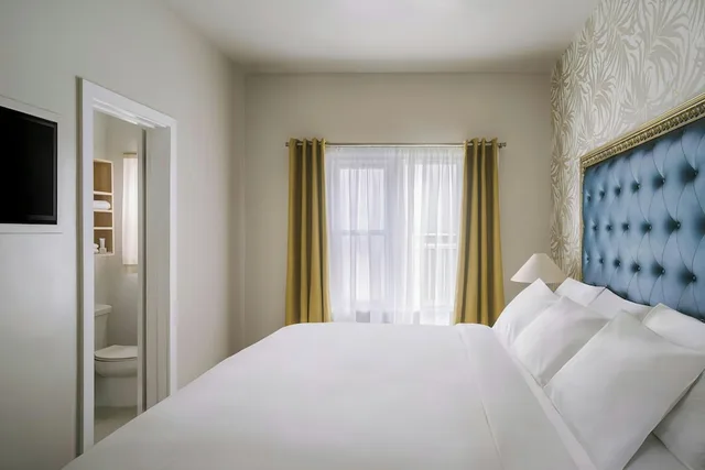 غرفة سوبيريور بسرير كينج، Hotel Beverly Terrace 2/2