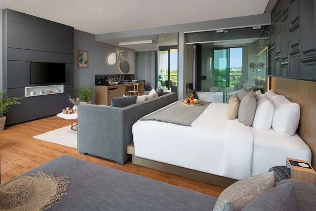 جناح استوديو بسرير كينج، Wyndham Grand Nai Harn Beach Phuket 3/7