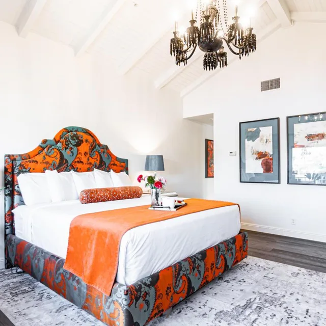 bungalow, The Chateau at Lake La Quinta 5/8