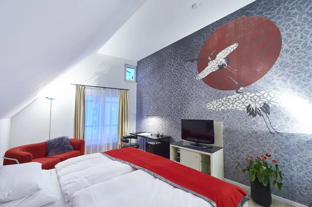 Room, Double Bed, Large, Hotel Schwanen Metzingen 6/10