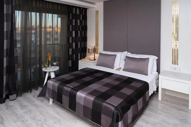 غرفة قياسية بسرير كينج بإطلالة على المدينة، Sky Kamer Boutique Hotel 5/10
