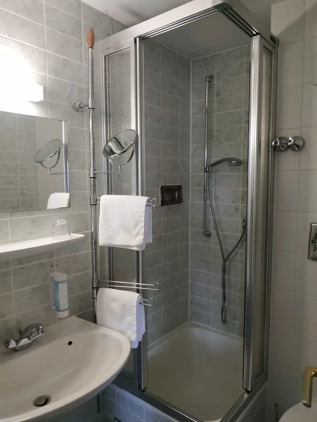 Compact, Double Bed, Balcony, Hotel Waldblick 5/8