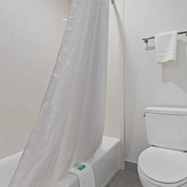 Premium, 2 Double Beds, Baymont by Wyndham Beaumont 7/10