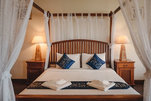 Room, King Bed, Beach Front, Sea View، Kooncharaburi Resort & Spa 1/3