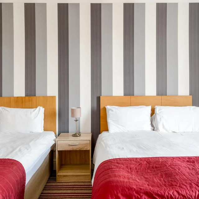 غرفة ثلاثية بإطلالة على البحر، Hotel Prince Regent 3/8