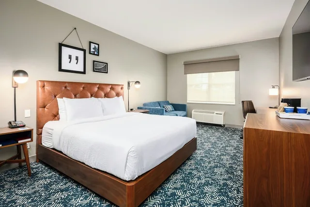 غرفة بسرير كينج مع أريكة لذوي الإعاقة، Country Inn & Suites By Radisson Manchester Airport Nh 1/5