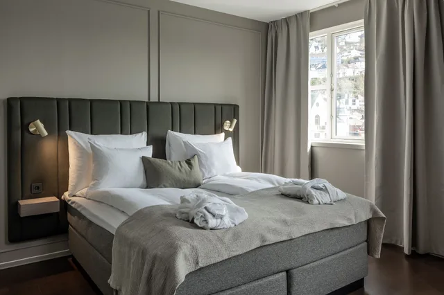 غرفة قياسية بسرير مزدوج، Home Hotel Bryggen 2/10
