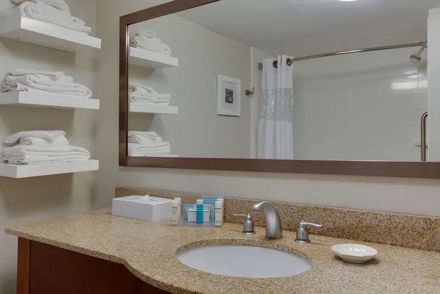 غرفة بسريرين كوين، Hampton Inn North Myrtle Beach-Harbourgate 4/4