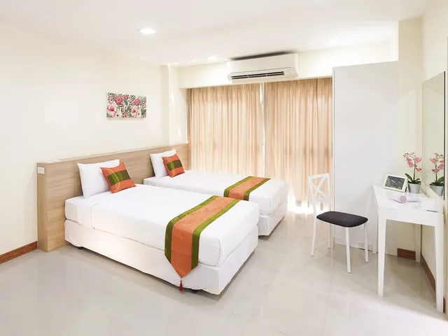 غرفة ديلوكس بسريرين منفصلين، The Plimplace Hotel 1/3
