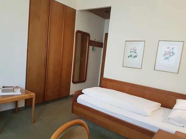 غرفة مفردة بسرير فردي، Kurhotel Roswitha 2/8