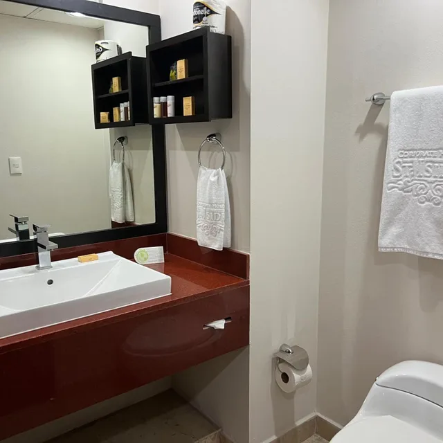 2 Bedrooms, Master, Apartment، St Isidro Suites Corporate Housing SPA & Wellness Center 10/10