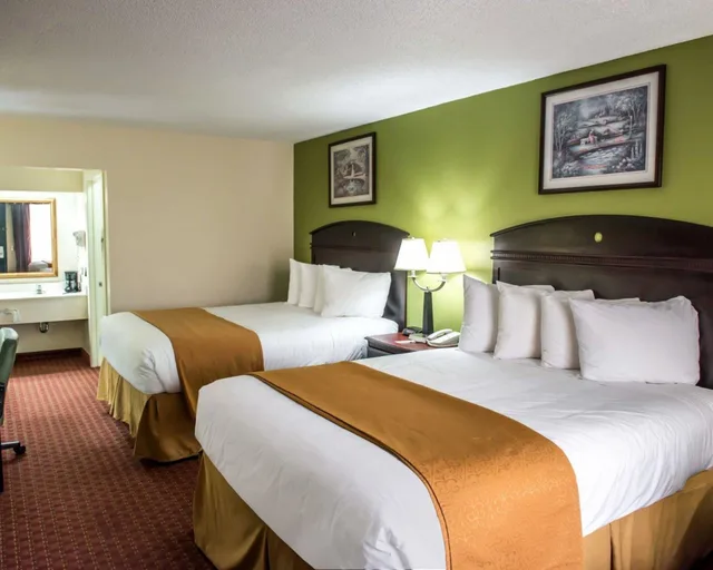 غرفة قياسية بسريرين كوين، Quality Inn Chipley I-10 at Exit 120 2/2
