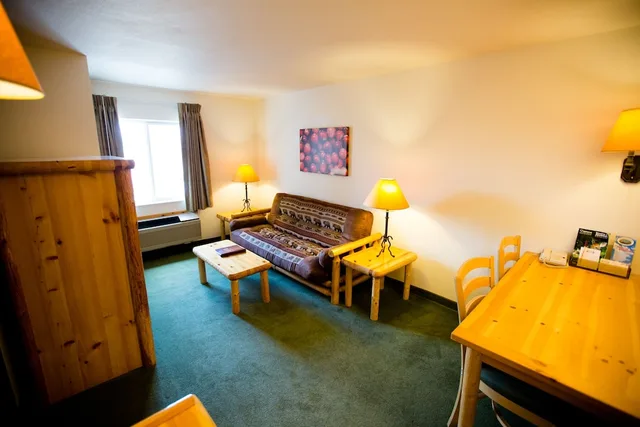 غرفة غراند عائلية لذوي الإعاقة، Cranberry Country Lodge 1/1