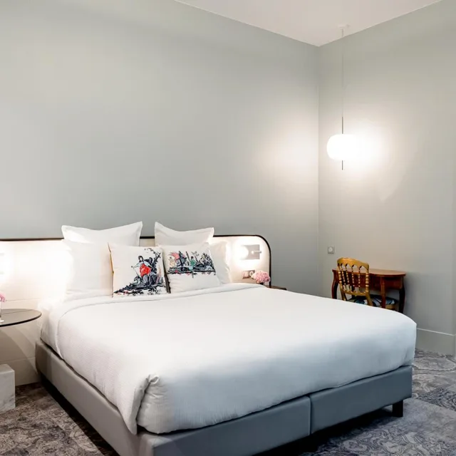 Afterworks, Junior Suite, King Bed, Normandy Hotel Paris - Saint-Honore 2/10