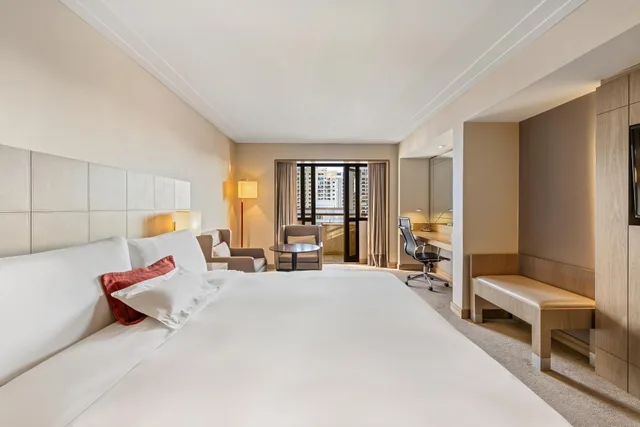 غرفة كلاسيكية بسرير كينج بشرفة مع دخول صالة النادي للمدخنين، Intercontinental Sao Paulo 1/10
