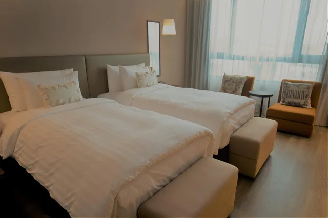Elegant, Twin Beds، The Gaya Hotel 1/2