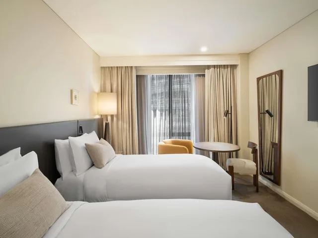 غرفة سوبيريور بسريرين مزدوجين، Sofitel Sydney Wentworth 1/6