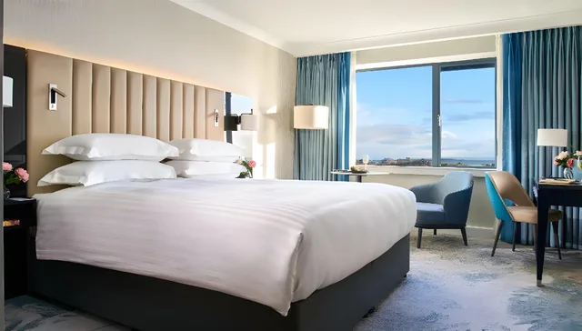 غرفة ديلوكس بإطلالة على البحر، The Galmont Hotel and Spa 1/2